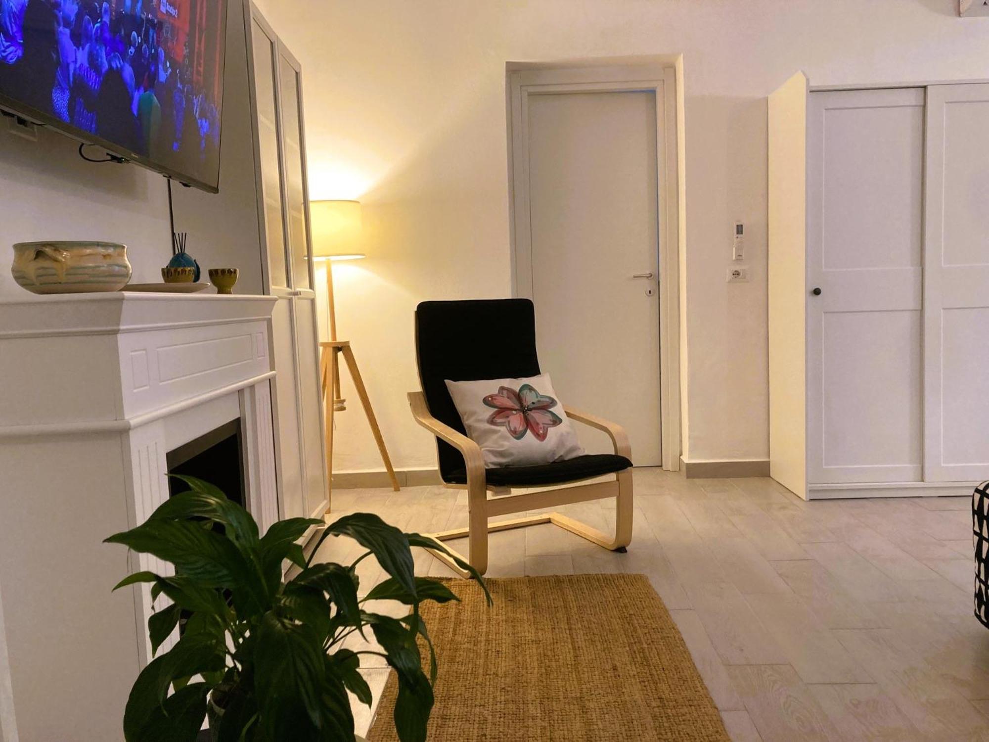 Mirabella ImbaccariLa Casa Bluアパートメント エクステリア 写真