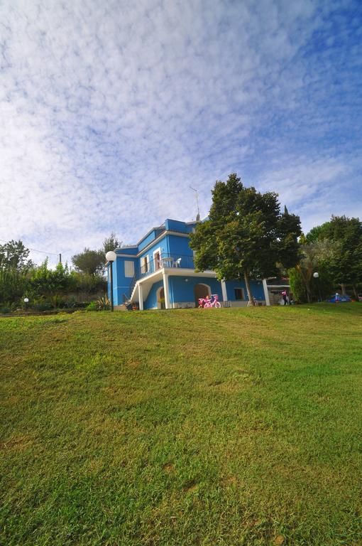 Mirabella ImbaccariLa Casa Bluアパートメント エクステリア 写真
