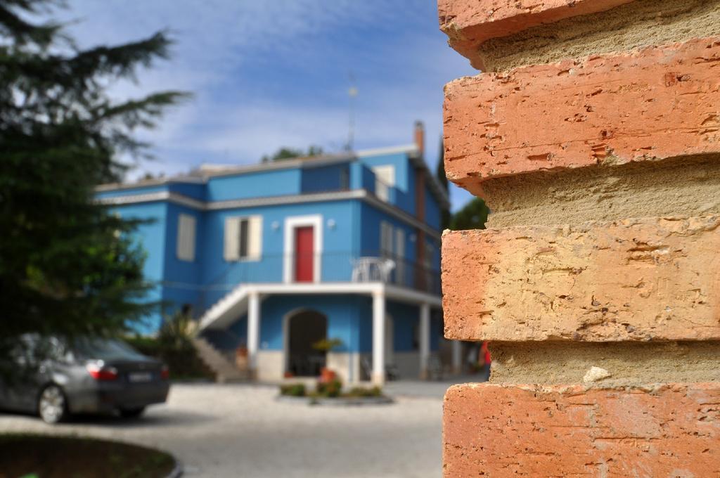 Mirabella ImbaccariLa Casa Bluアパートメント エクステリア 写真